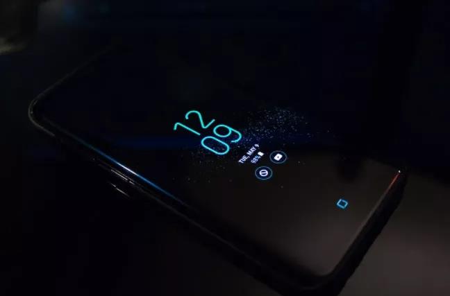 午夜精品久久久午夜电影网站机可处理显示面板