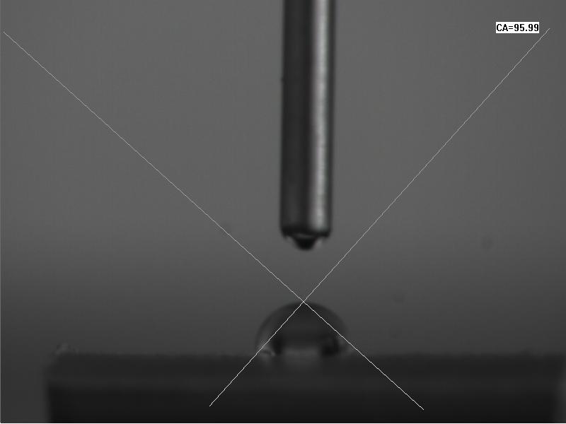 等离子处理前水滴角：95.99度 