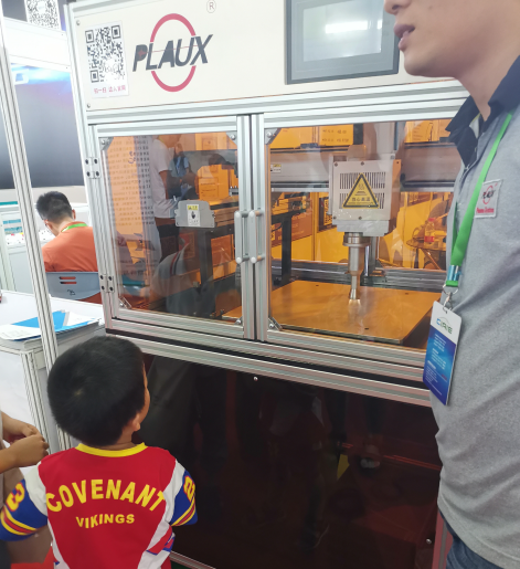 汽车内外饰展现场接待情况-午夜精品久久久日本午夜福利视频APP