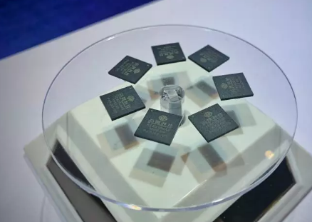 午夜精品久久久日本午夜福利视频APP机行业观察，5G推进下的车载语音交互的纷争