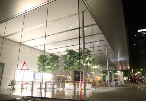 受抗议活动影响，苹果暂时关闭其在美多家门店-午夜精品久久久午夜电影网站机